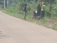 Di Duga Ada Permainan Izin Dan Kordinasi Pemasangan Tiang Wifi Di Kp Babakan Tenjo Di Hentikan Warga
